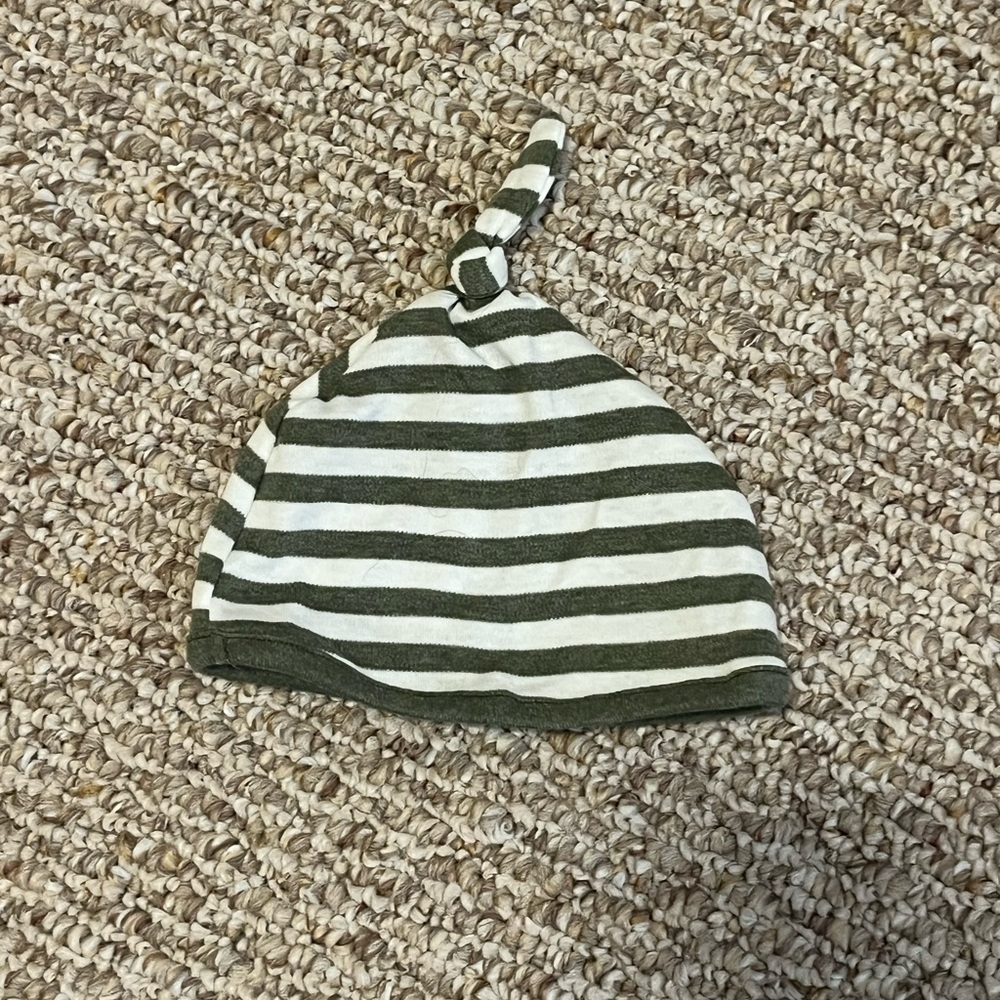Baby essentials Newborn baby hat